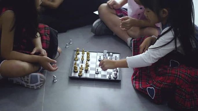 下棋开心快乐游戏玩耍幼儿园