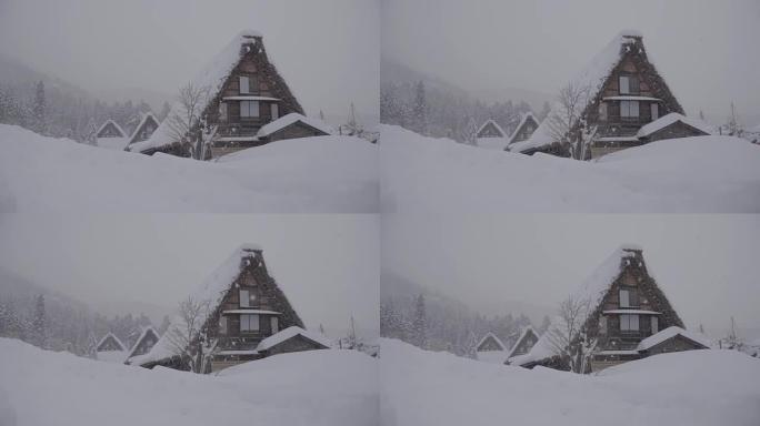 日本冬季，日本岐阜，石川县和富山县附近的雪中是白川县的传统茅草屋。