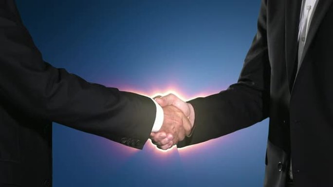 光彩照人的握手投资合作客户见面强强合作