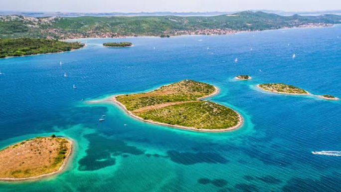 克罗地亚心形岛屿Galesnjak的鸟瞰图