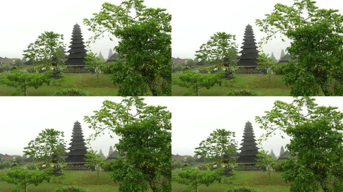 WS雨中的贝萨基神庙