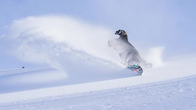 滑雪者做粉末转弯滑雪者做粉末转弯滑冰