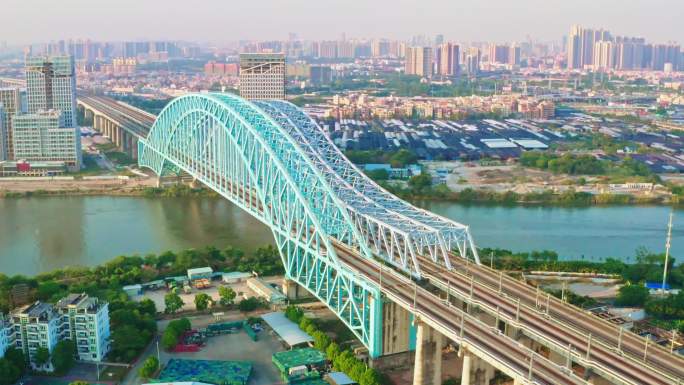 广州贵广铁路东平大桥航拍4K