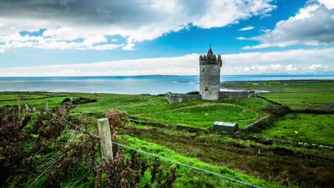 爱尔兰景观的时间流逝，杜纳戈尔城堡