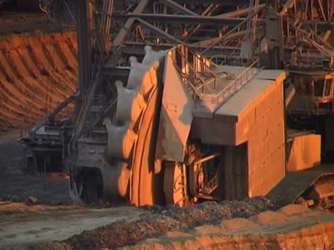 巨型挖掘轮PAL采矿石矿矿场采掘开采