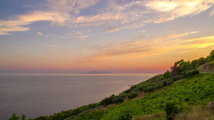 日出时的WS DS亚得里亚海山
