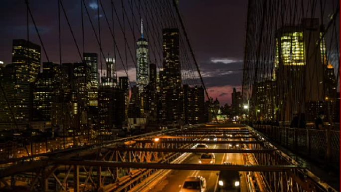 纽约，布鲁克林大桥上的交通