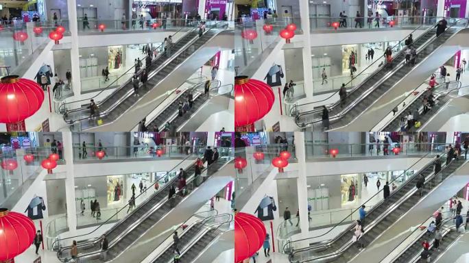 元宵节/中国北京的T/L WS HA ZI购物中心自动扶梯