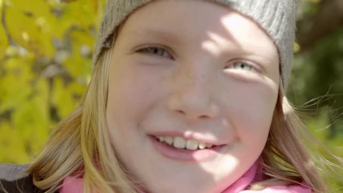 秋季肖像外国美女笑脸笑容
