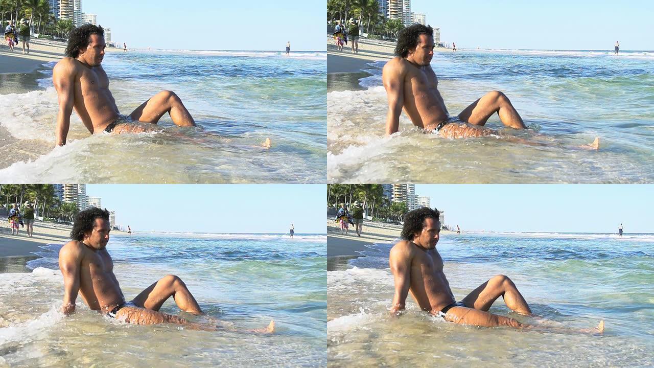 HD SUPER SLOW MO：性感男人在佛罗里达海滩放松