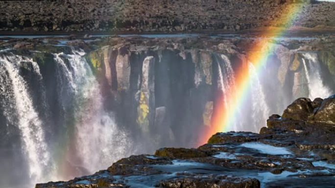 瀑布与彩虹-Dettifoss冰岛