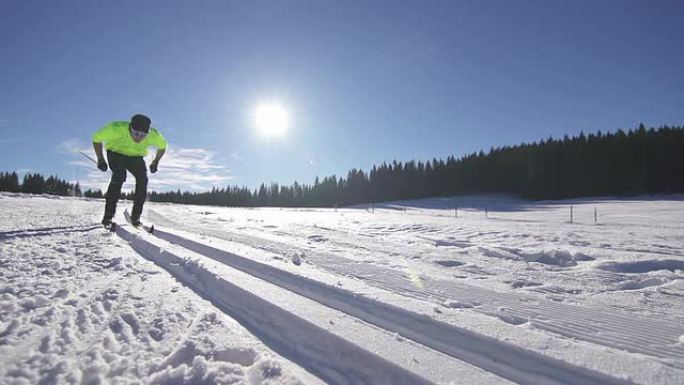 越野滑雪雪地速滑冬季户外