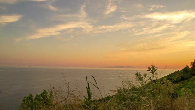 日出时的WS DS亚得里亚海山