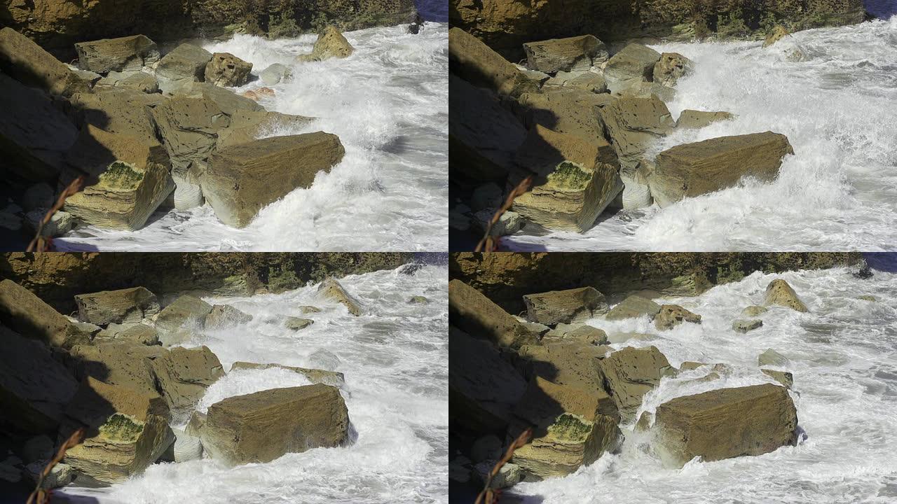 慢速运动：海浪拍打岩石