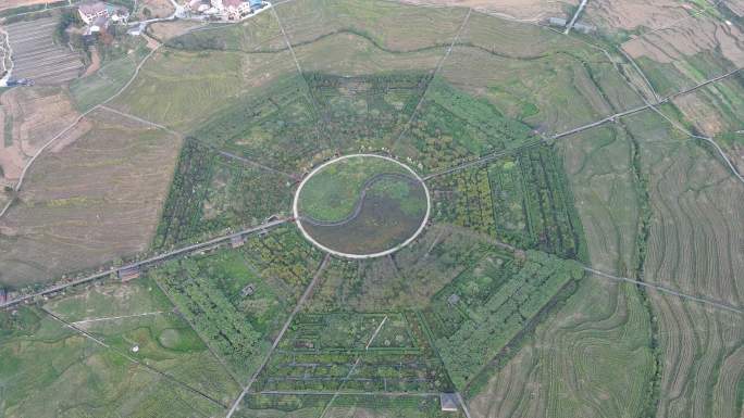 八卦园航拍茅台镇坛厂山区景区航拍围绕景区