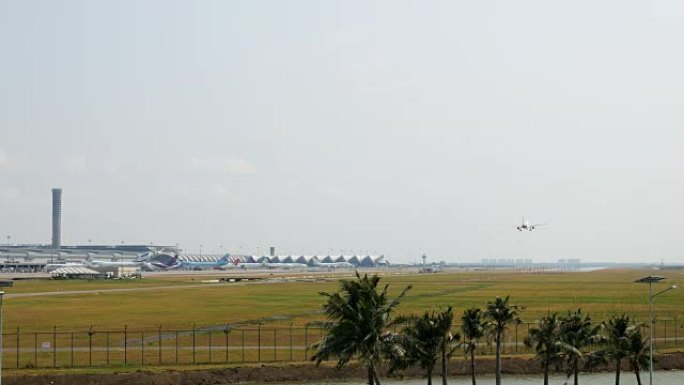 波音737巨型喷气式飞机降落至suwannaphum机场，4K(UHD)