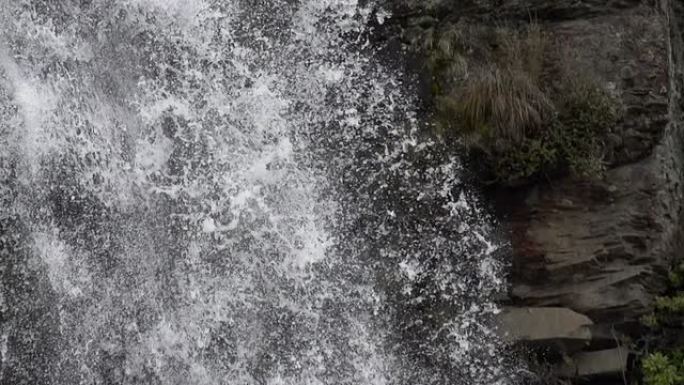 慢动作：瀑布特写森林海氧吧瀑布溪流水