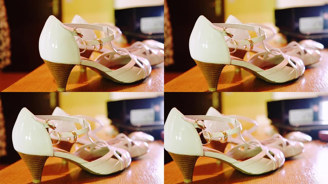 HD DOLLY:新娘鞋