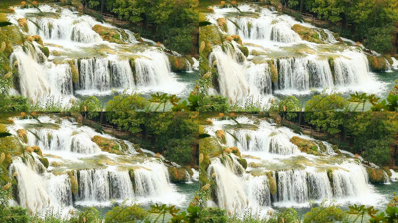 高清：美丽的瀑布在克尔卡国家公园