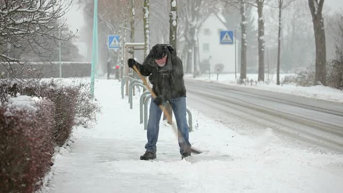 铲雪铲雪