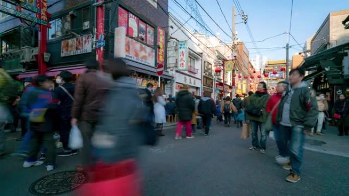 延时: 在日本横滨最大的中国小镇拥挤的游客行人