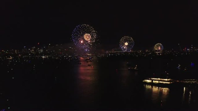 点亮夜空!礼花燃放节日