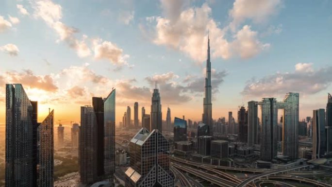 迪拜天际线日出时的T/L鸟瞰图/迪拜，阿联酋
