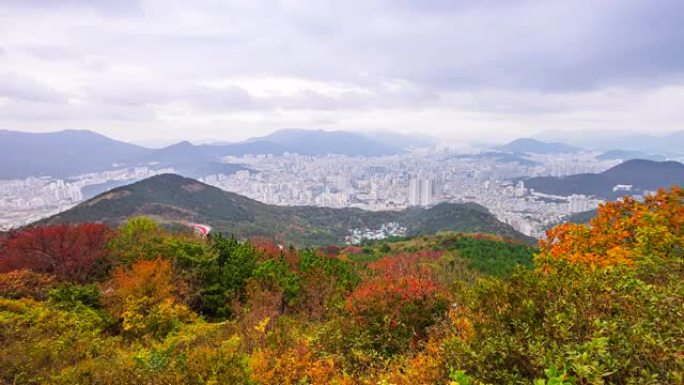 4K.韩国秋季城市景观釜山市的延时视图