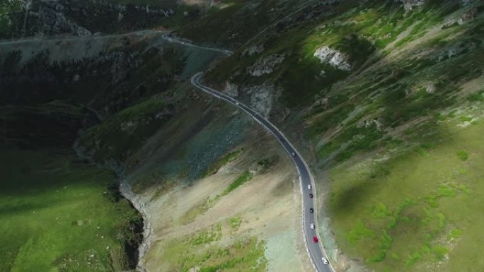 山路之旅高山峰森林海云海翻滚云雾