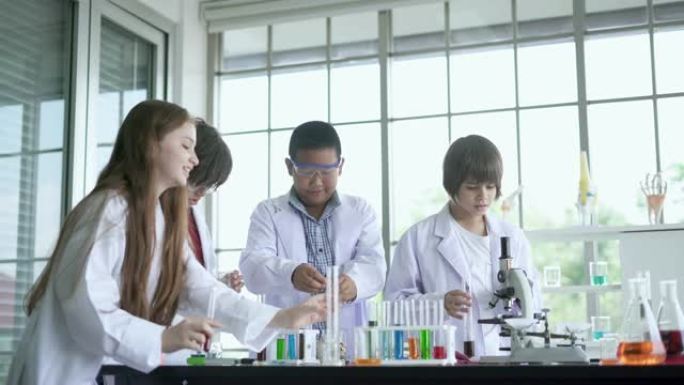 学生进行化学实验室实验