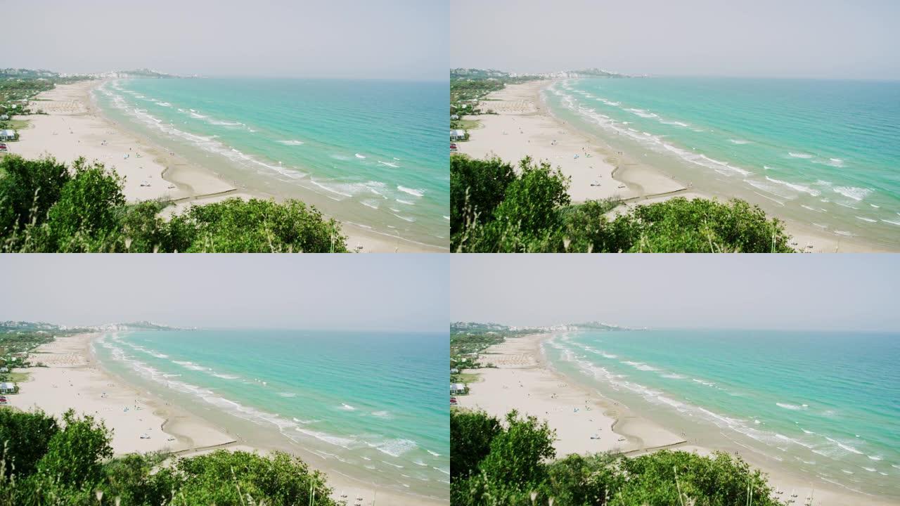 WS Sunny，田园诗般的绿松石海景和海滩，Vieste，意大利