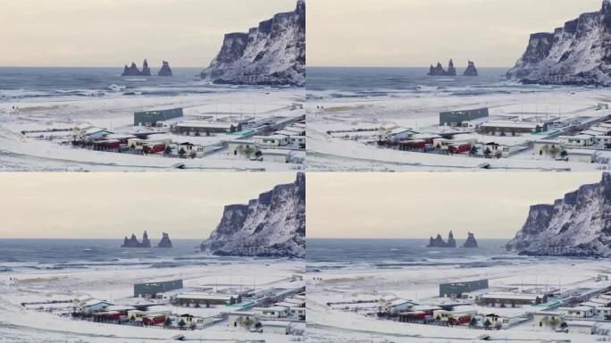 冰岛白雪覆盖的城镇和海洋