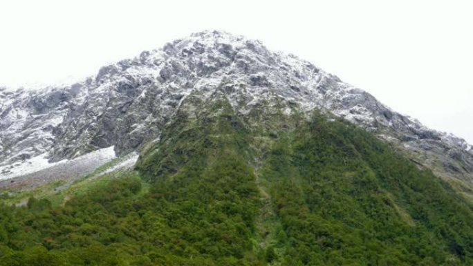 雪山的风景雪林雪景冰天雪地