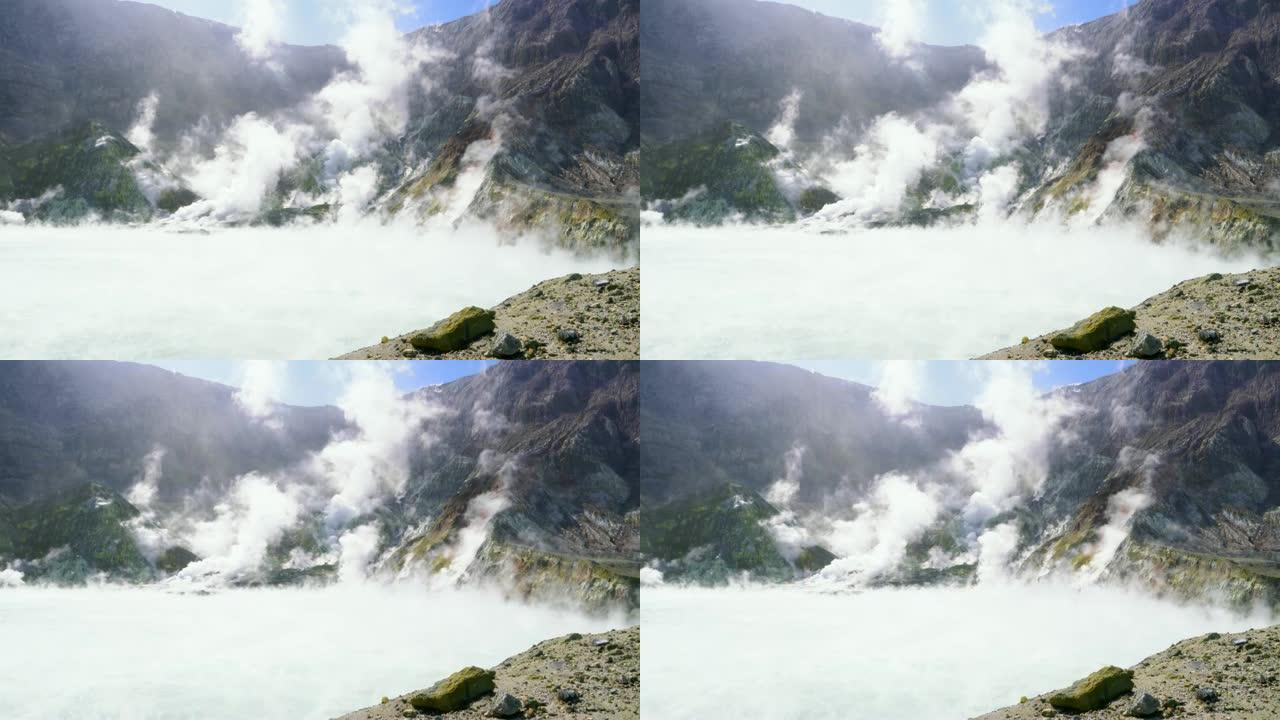 新西兰的热气腾腾的火山口湖