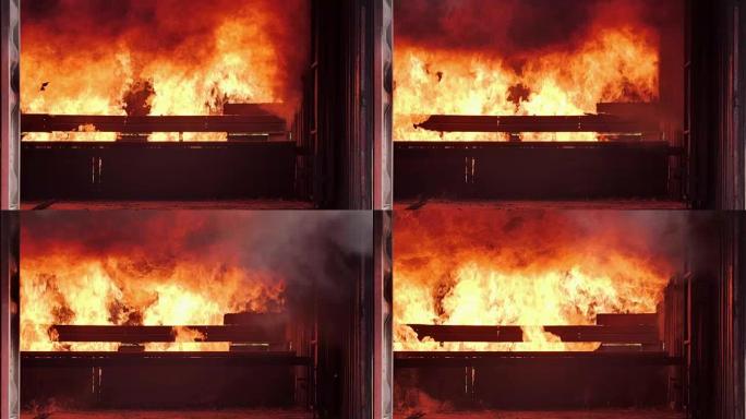 一场大火，蓝领工人