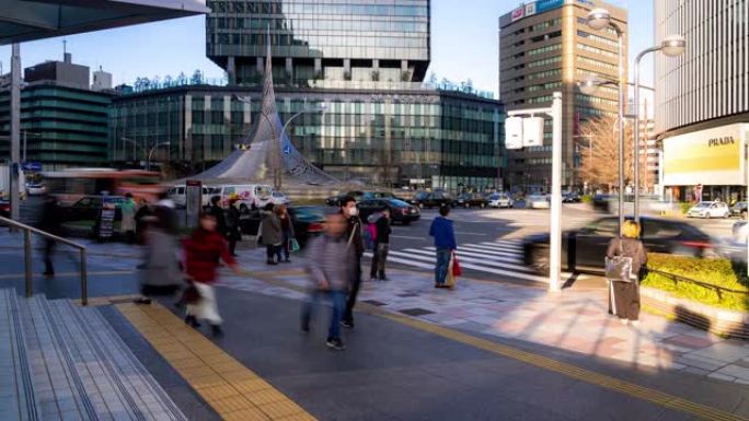 延时: 名古屋中央车站中部日本附近的游客和商人拥挤的行人