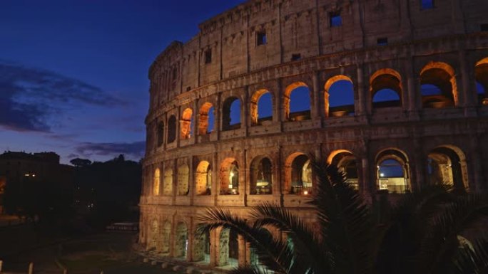 罗马竞技场晚上。罗马最著名的地标之一。罗马斗兽场 (也称为Flavian露天剧场) 是有史以来最大的
