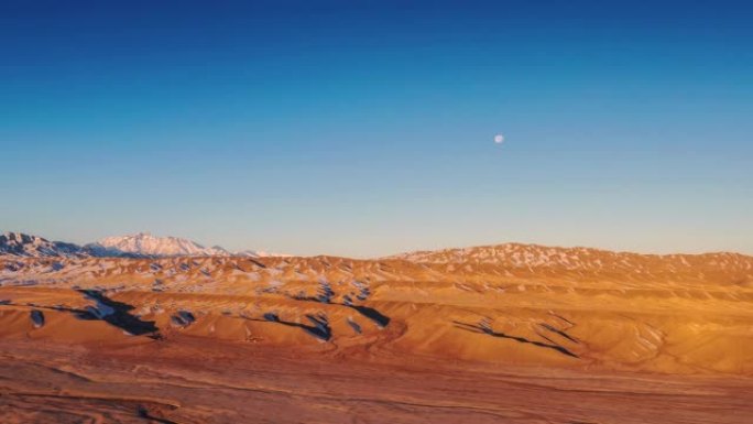 新疆鸟瞰图西北地区无人区风景新疆地貌