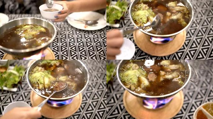 吃泰国猪肉配卷心菜汤