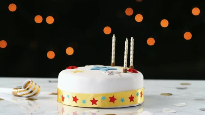 跳跃剪辑，停止帧动画，七支蜡烛从生日蛋糕中出现和消失，旁边的派对鼓风机，背景中的散景灯