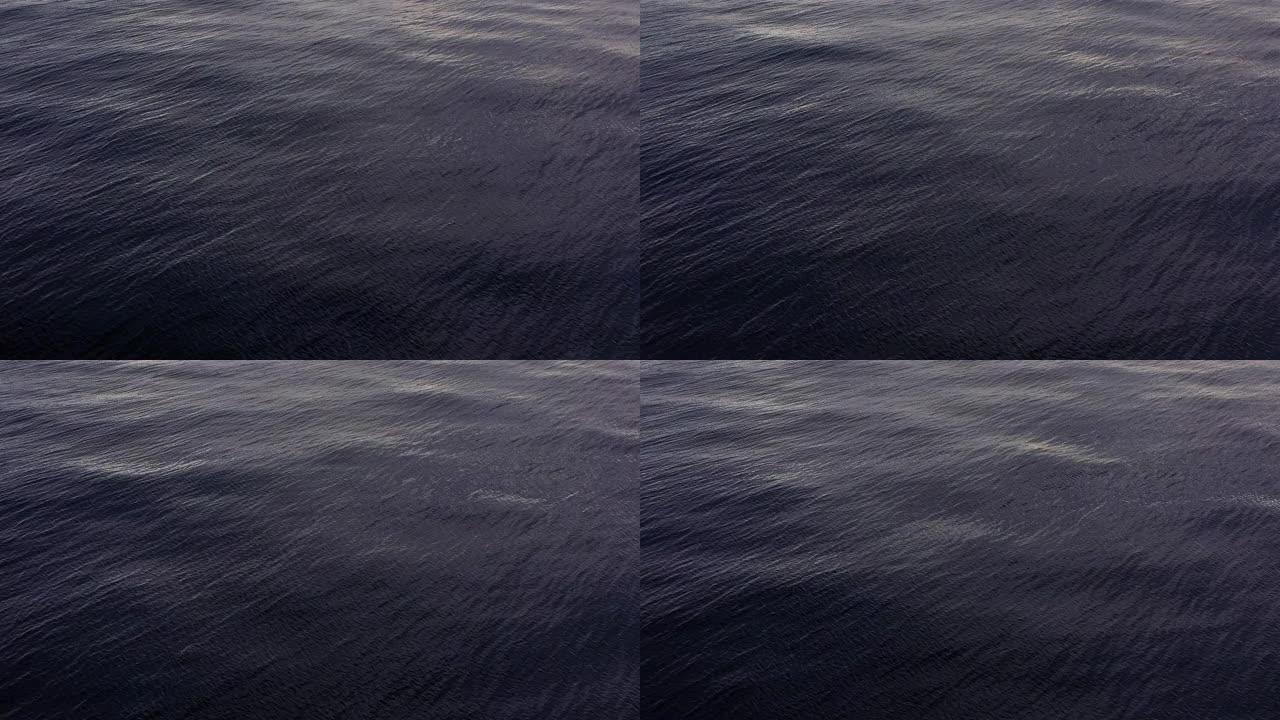 平静海洋水面涟漪的俯视图