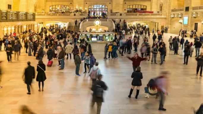 延时: 纽约中央车站和地铁站的游客行人