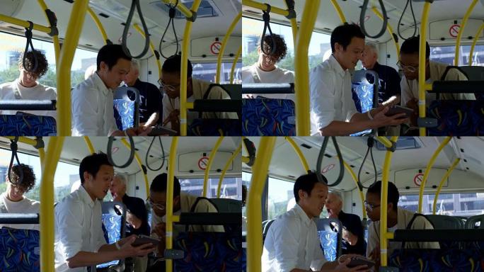 夫妇在4k公交车上讨论数字平板电脑