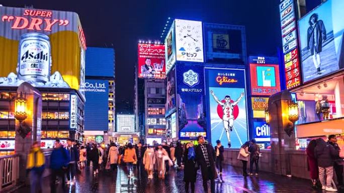 4K.大阪难波区的时间流逝在日本大阪难波街市场拥挤的人们