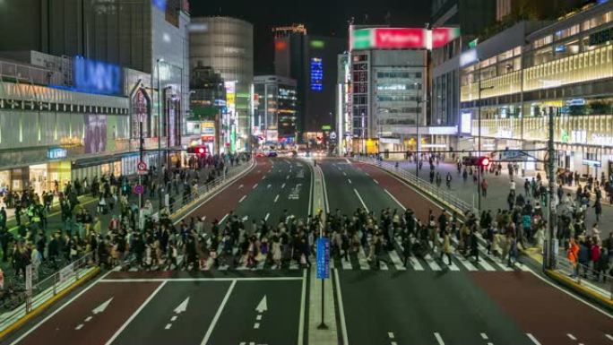 晚上的新宿/日本东京