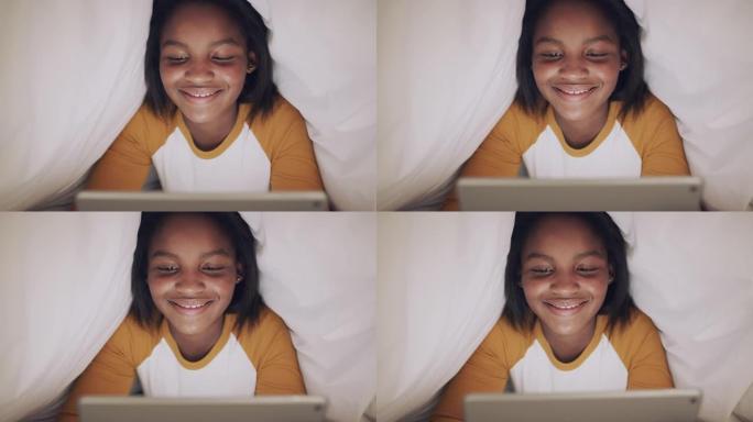睡前还有一段视频黑人小女孩玩手机看手机