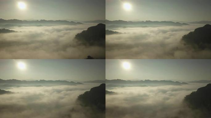 雾的鸟瞰图流过泰国北部的雨林山