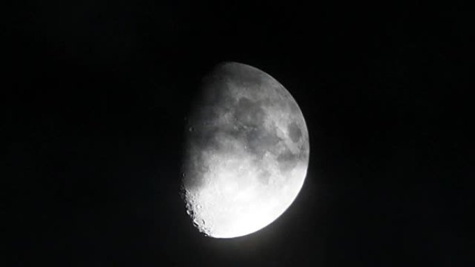 夜晚的月亮夜晚的月亮