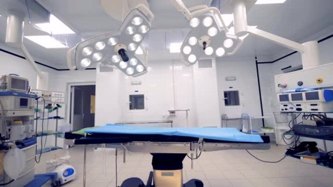 医院单元中包含的手术设备的广角视图