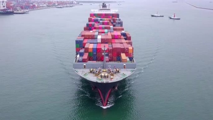 集装箱船货船海上大型集装箱船